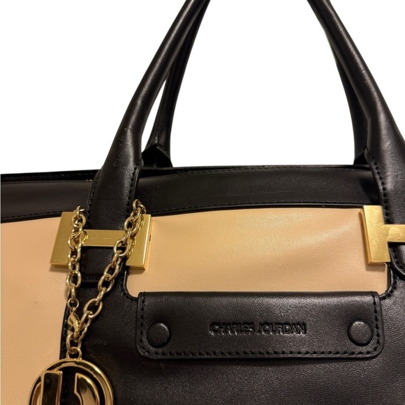 Elegant CHARLES JOURDAN Black and Tan leather Women's Handbag in good condition - Picture 4 of 16
